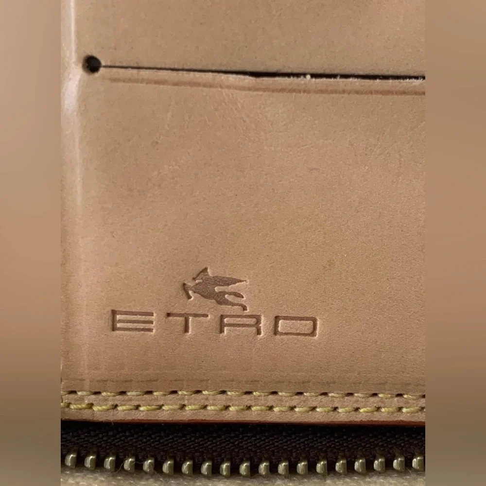 Beautiful ETRO Organizer in PVC and Leather, Bordeaux♥️ - Picture 15 of 16